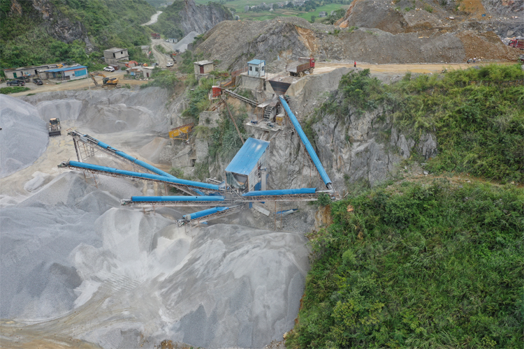 300tph stone production line in Bama County, Hechi City, Guangxi Province